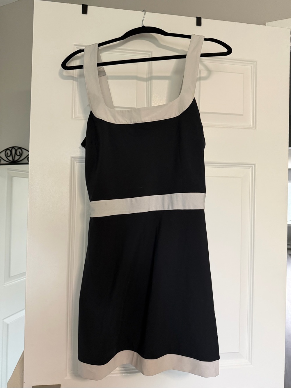 Abercrombie & Fitch Black & White Mini Dress w/ Built in Shorts
